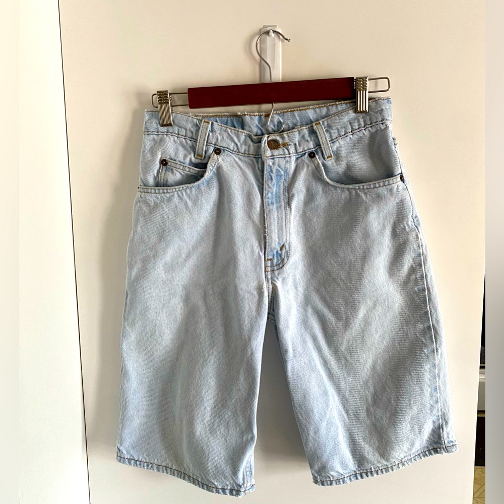 Vintage 1995 Levi’s 550 Student Size 29 Jean Shorts